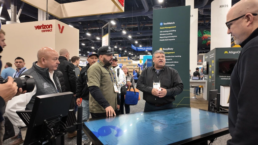 Volanti at construction trade shows 28