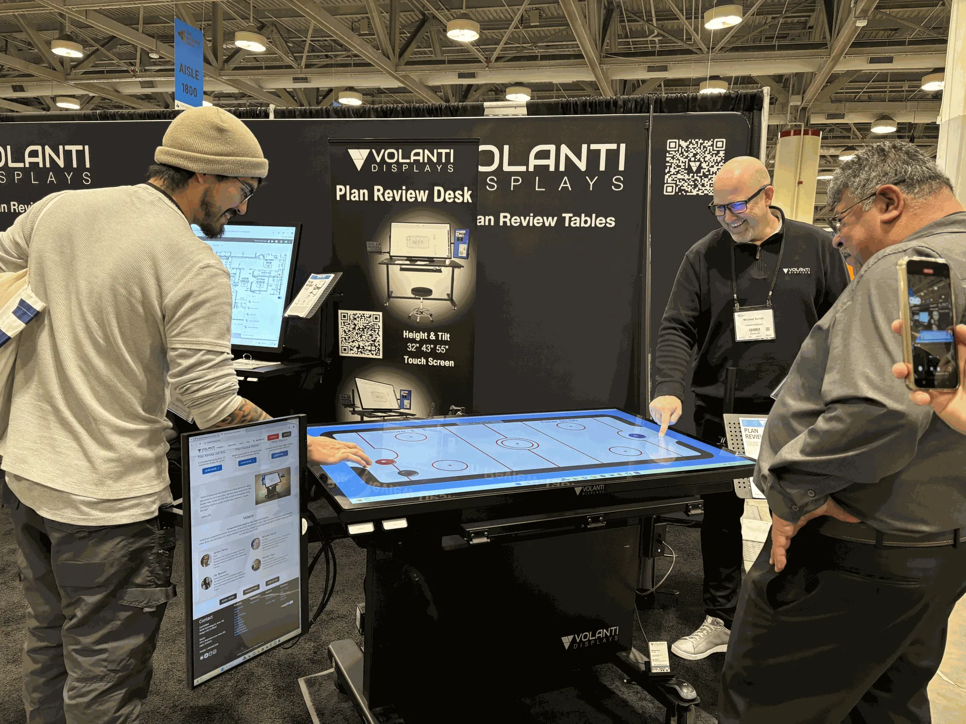 Volanti Displays plan review products at trade event 8