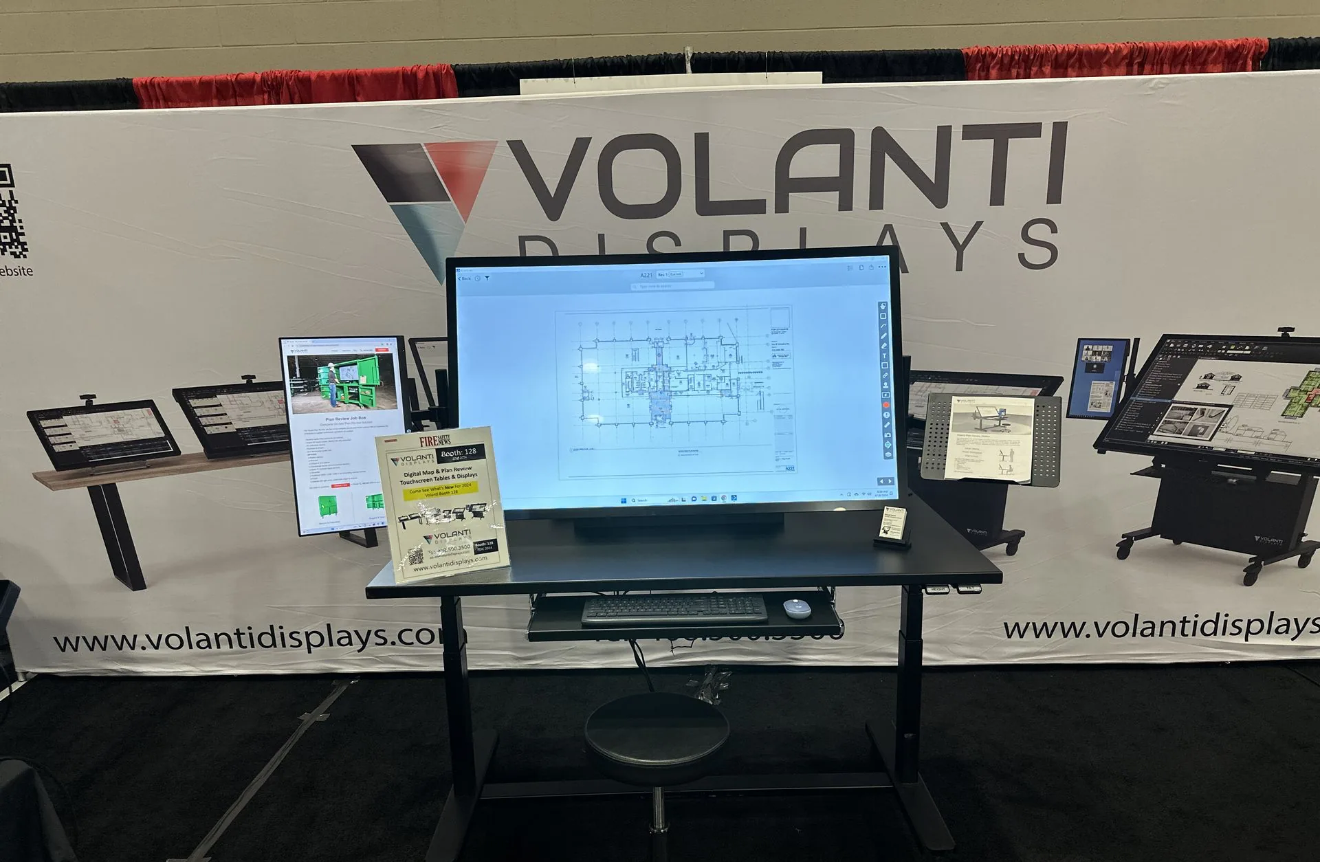 Volanti Displays plan review products at trade event 16